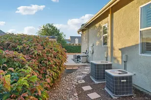 9471 Estrella Hills St, Riverside, CA 92508 - Photo 39