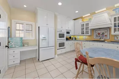  2740 Ocean Front Walk, San Diego, CA 92109 - Photo 15