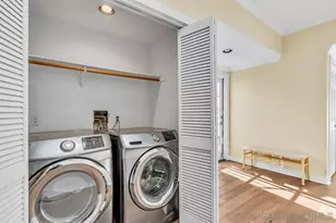 733 H Ave, Coronado, CA 92118 - Photo 51