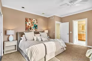 733 H Ave, Coronado, CA 92118 - Photo 37