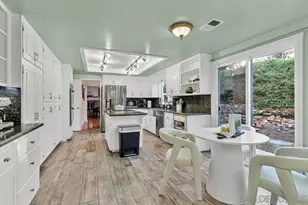 2460 Reill View Dr, Escondido, CA 92025 - Photo 15