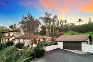 2460 Reill View Dr, Escondido, CA 92025 - Photo 3