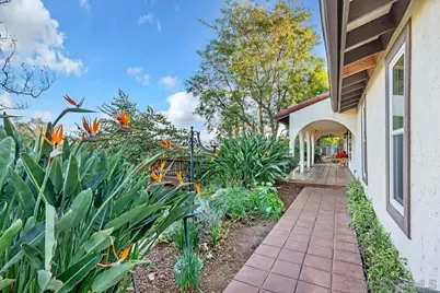  2460 Reill View Dr, Escondido, CA 92025 - Photo 43