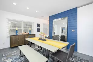 206 E Oceanfront, Newport Beach, CA 92661 - Photo 21