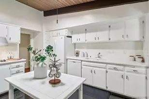 5675 Dartford Way, San Diego, CA 92120 - Photo 13