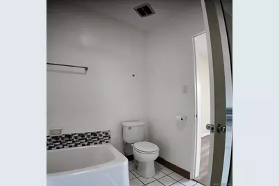  7000 S La Cienega Blvd #29, Inglewood, CA 90302 - Photo 13
