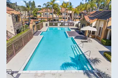  15273 Maturin Dr 28, San Diego, CA 92127 - Photo 17