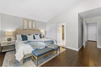  7941 Calle Madrid, Carlsbad, CA 92009 - Photo 9