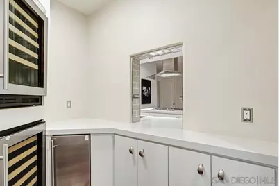  5247 Ocean Breeze Ct, San Diego, CA 92109 - Photo 17