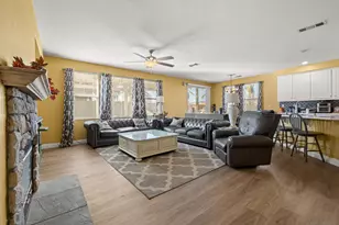 5713 Canoe Dr, Corona, CA 92880 - Photo 5