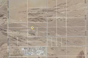 Na Na, Adelanto, CA 92301 - Photo 1