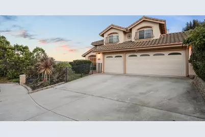  1340 Sunglow Dr, Oceanside, CA 92056 - Photo 1