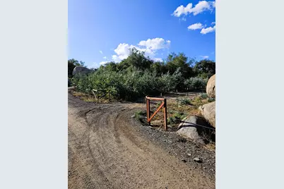  2562 Donnil Ln #102-081-05-00, Fallbrook, CA 92028 - Photo 1