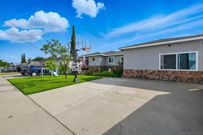  849 Goldenrod St, Escondido, CA 92027 - Photo 1