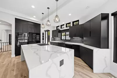  3160 Goldfinch St, San Diego, CA 92103 - Photo 1