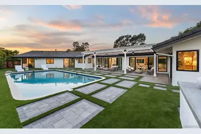  2975 Woodford Drive, La Jolla, CA 92037 - Photo 1