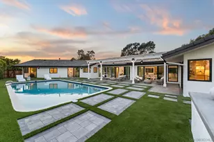 2975 Woodford Dr, La Jolla, CA 92037 - Photo 1