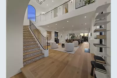  4223 Middlesex Dr, San Diego, CA 92116 - Photo 1