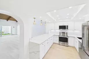 670 Bel Air Dr W, Vista, CA 92084 - Photo 1