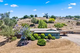 636 N Glen Oaks Dr, Alpine, CA 91901 - Photo 1