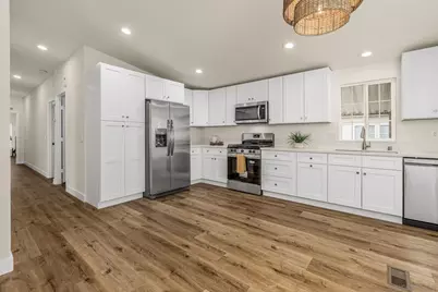  1301 S Hale Ave #4, Escondido, CA 92029 - Photo 1