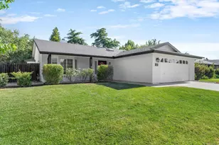 321 Pepper Dr, Tehachapi, CA 93561 - Photo 1