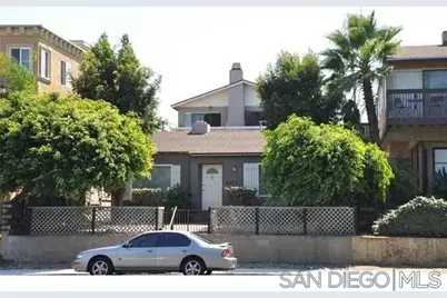  4373 W Point Loma Blvd #B, San Diego, CA 92107 - Photo 1