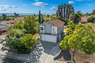 27189 Rainbow Creek Dr, Temecula, CA 92591 - Photo 1