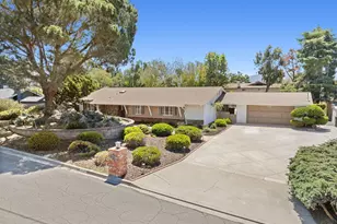 10933 Sunray Pl, La Mesa, CA 91941 - Photo 1