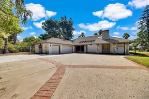 15235 Crestview Ct, Poway, CA 92064 - Photo 1