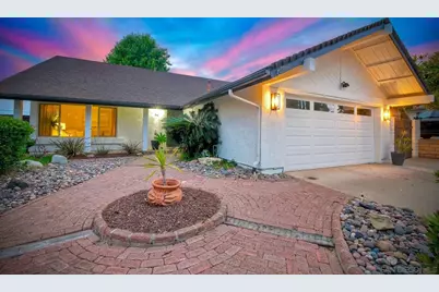  7219 Mimosa Dr, Carlsbad, CA 92011 - Photo 1