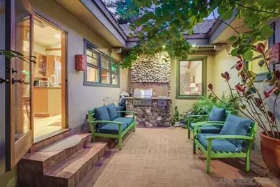  438 Retaheim Way, La Jolla, CA 92037 - Photo 1