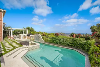  6815 S La Jolla Scenic Drive, La Jolla, CA 92037 - Photo 1