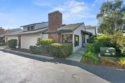  8222 Caminito Modena, La Jolla, CA 92037 - Photo 1