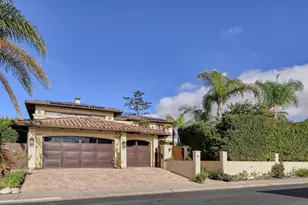 5227 Chelsea St, La Jolla, CA 92037 - Photo 1