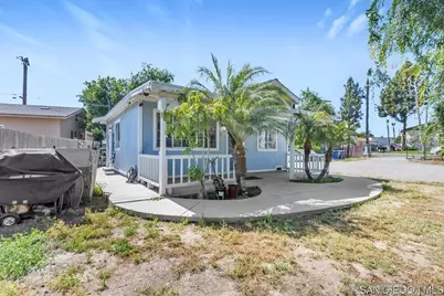  108 East Dr, Vista, CA 92083 - Photo 1