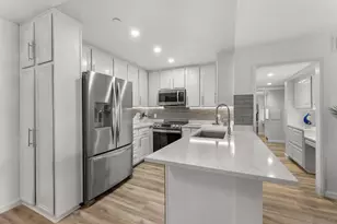 850 State St, San Diego, CA 92101 - Photo 1