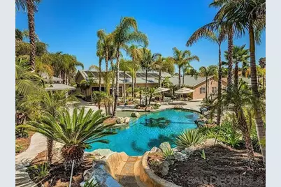  4435 Summer Dr #ROOM FOR RENT, Oceanside, CA 92056 - Photo 1