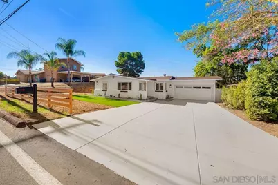  1225 S Citrus Ave, Escondido, CA 92027 - Photo 1