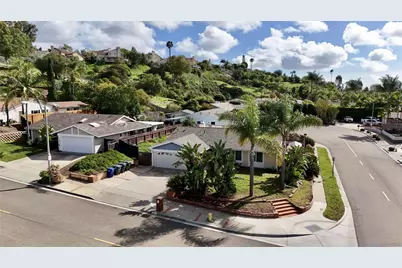  405 Joann Circle, Vista, CA 92084 - Photo 1