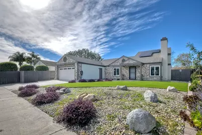  813 Sunningdale Dr, Oceanside, CA 92057 - Photo 1