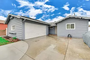 11518 205th St, Lakewood, CA 90715 - Photo 1