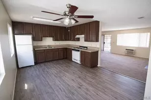 948 Chase Ave, El Cajon, CA 92020 - Photo 1