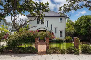 557 A Ave, Coronado, CA 92118 - Photo 1