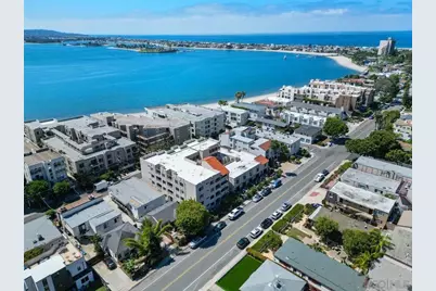  1225 Pacific Beach Drive #2E, San Diego, CA 92109 - Photo 1