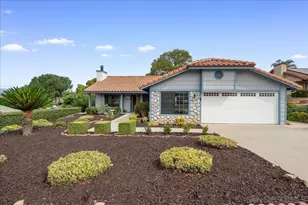 445 Cancun Ct, Fallbrook, CA 92028 - Photo 1