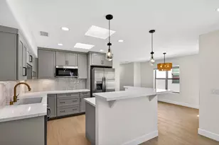 381 Bonair, La Jolla, CA 92037 - Photo 1