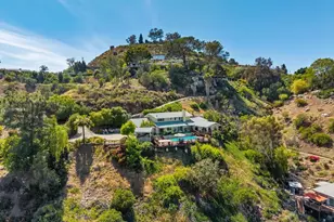 4814 Mt Helix Dr, La Mesa, CA 91941 - Photo 1