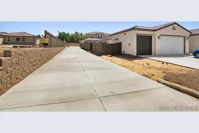  2522 Blackbird Gln, Escondido, CA 92029 - Photo 1