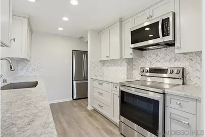  2564 Navarra Dr #206, Carlsbad, CA 92009 - Photo 1